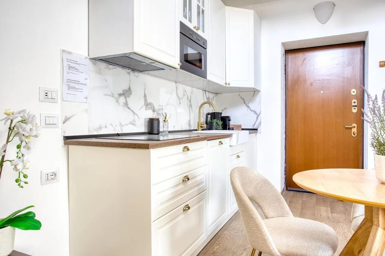 Trendy Loft Escape Corso Como Milan Apartment