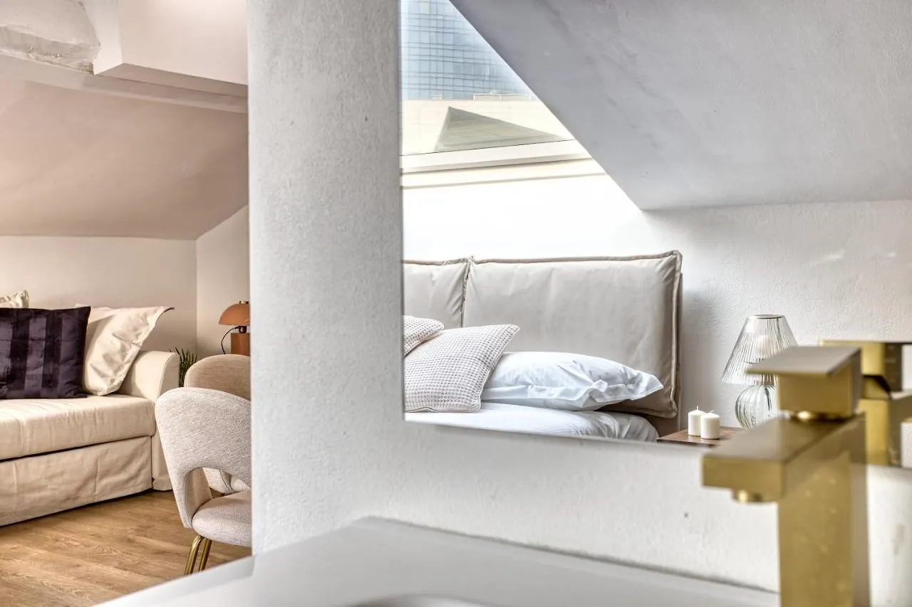 Trendy Loft Escape Corso Como Milan Apartment