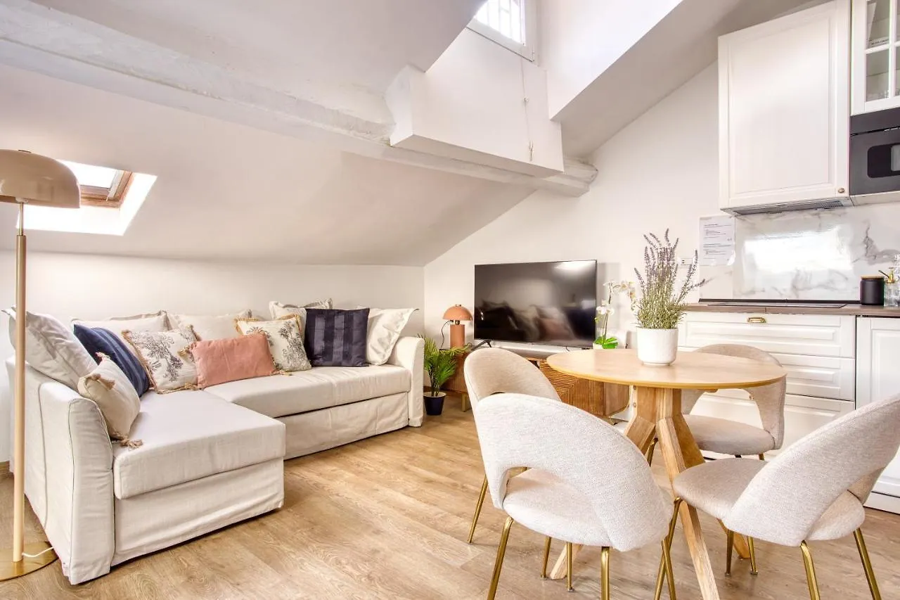 Trendy Loft Escape Corso Como Milan Apartment